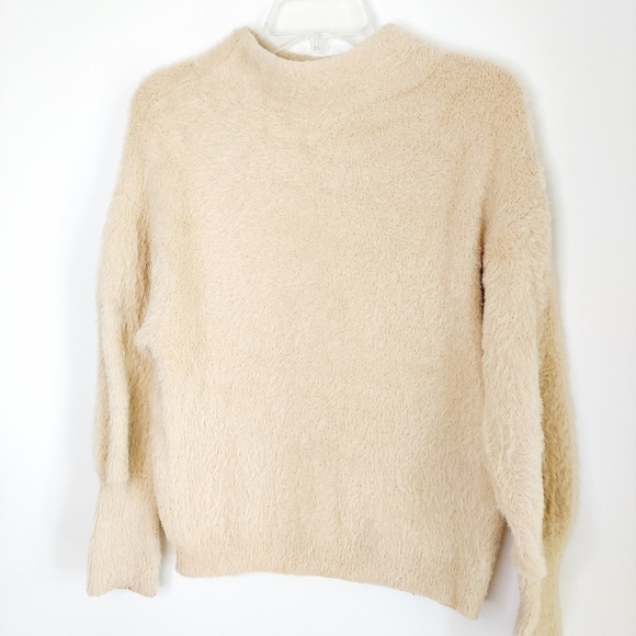 Catherine Malandrino Eyelash Knit Mockneck Sweater Cream Women Medium Fuzzy EUC - Picture 9 of 15